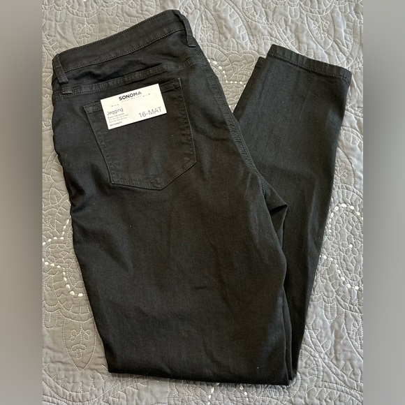 Sonoma Women’s Black Maternity Jeggings NWT Various Sizes - Picture 1 of 7